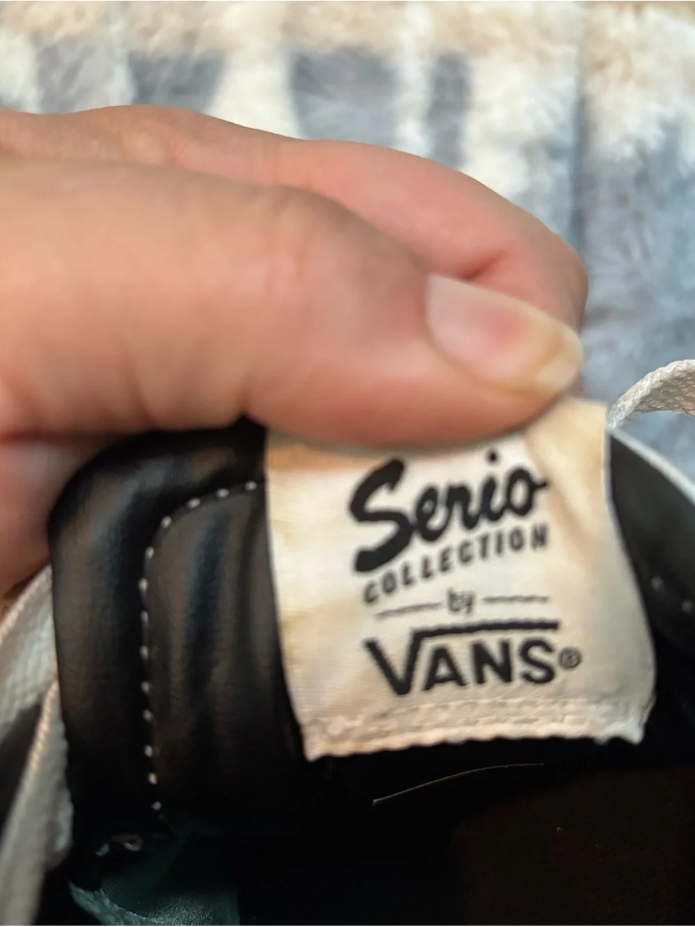 Vans Men's White, Black & Gray Low-Top Sneakers serio collection comfy Cush 13